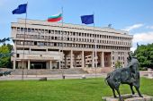 Ουγγαρία: Εμείς δεν θα εκπαιδεύσουμε Ουκρανούς στρατιώτες – Κάποιες χώρες το κάνουν, εμείς όχι, λέει ο ΥΦΥΠΕΞ