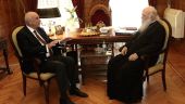 Συνάντηση του Αρχιεπισκόπου Ιερώνυμου με τον Βαγγέλη Μεϊμαράκη: Στρατηγική συνεργασία για τον διάλογο και την ειρηνική συνύπαρξη