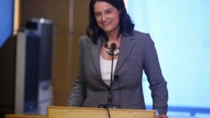 Παρέμβαση πολιτείας: Χωρίς ιεροπραξίες οι ναοί μέχρι 30 Μαρτίου. Τι είπαν Μητσοτάκης -Κεραμέως