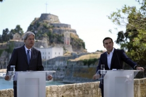 Τζεντιλόνι: Ενισχύσαμε τη στενή σχέση Ιταλίας - Ελλάδας