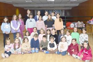 Έκοψαν Βασιλόπιτα τα χορευτικά τμήματα των Παιόνων Γουμένισσας
