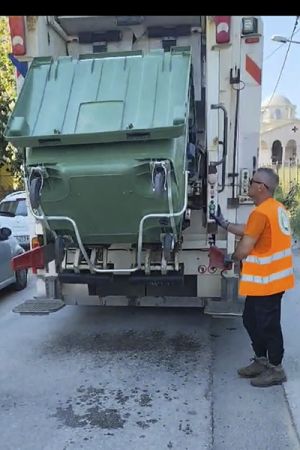 Πρόγραμμα πλύσης – απολύμανσης των κάδων απορριμμάτων σε όλο τον Δήμο