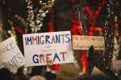 Αύξηση του αντιμεταναστευτικού λόγου καταγγέλλει ο ΟΗΕ