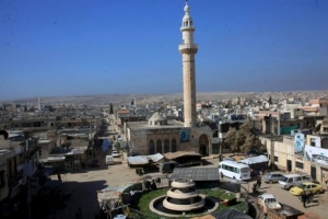 Σε απόσταση 20 χλμ από τα τουρκικά σύνορα προωθείται ο στρατός του Άσαντ