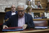Γαβρόγλου: Μελανό σημείο και άλλοθι για απολύσεις οι αξιολογήσεις εκπαιδευτικών