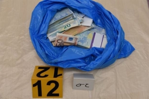 Στη δημοσιότητα φωτογραφίες με ευρήματα στην οικία της Πόλας Ρούπα