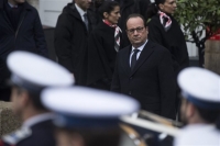 Ολάντ: Ποτέ άλλοτε οι δυνάμεις ασφαλείας δεν ήταν πιο αναγκαίες