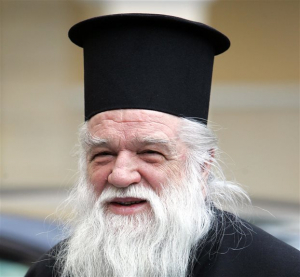 Αμβρόσιος: Προτιμώ το φασίστας από το κατσαπλιάς και συμμορίτης