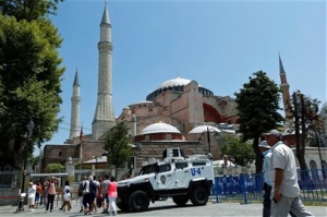 Αιχμηρή απάντηση του ΥΠΕΞ στην Τουρκία για την Αγία Σοφία