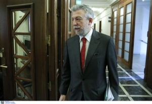 Τρεις δικογραφίες από τον Σταύρο Κοντονή στον Πρόεδρο της Βουλής