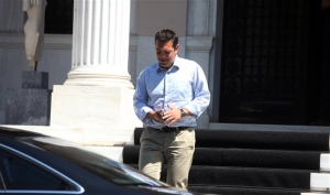 Διεθνή ΜΜΕ: Η «στρατηγική υποχώρηση» του Αλέξη Τσίπρα