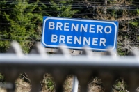 H Ιταλία στρέφεται στην ΕΕ κατά της Αυστρίας για τον φράχτη τα σύνορα