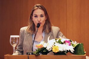Αγαθοπούλου: «Επιστροφή στο παρελθόν, στην αδιαφάνεια, στην υπερσυγκέντρωση αρμοδιοτήτων και διαιώνιση των πελατειακών σχέσεων»