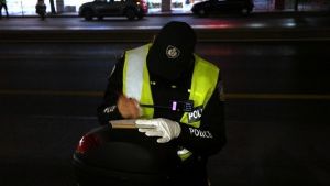 Χαλκιδική: Πρόστιμο 3.300 ευρώ σε ιδιοκτήτη καφέ-μπαρ για υπέρβαση ωραρίου