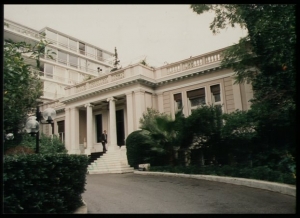 Καλύπτει το Μαξίμου τον Γ.Κατρούγκαλο μετά τις εξηγήσεις