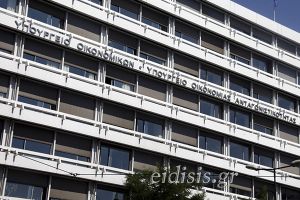 Αποκλειστικό: Η Εφορία ξεκοκαλίζει τις συντάξεις των μεταναστών