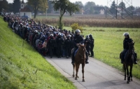 Σλοβενία: Ισως υψώσουμε φυσικά εμπόδια αν αυξηθούν οι πρόσφυγες
