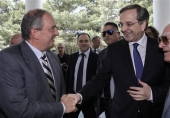 Συνάντηση Σαμαρά - Καραμανλή το βράδυ της Τρίτης