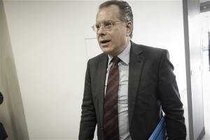 Κουμουτσάκος: Οι δηλώσεις Ζάεφ γελοιοποιούν κι άλλο τον Π. Καμμένο