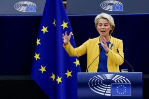 Κομισιόν: «Η επιστροφή των παράτυπων μεταναστών παραμένει μια πρόκληση που πρέπει να αντιμετωπίσουμε μαζί»