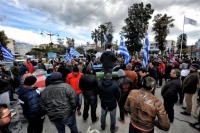 Μπλόκα: Κλειστό το τελωνείο Ευζώνων - Στον Προμαχώνα οι αγρότες των Σερρών