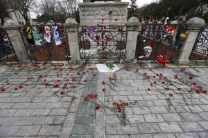 Νταβούτογλου: Ο βομβιστής μπήκε στην Τουρκία ως πρόσφυγας