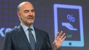 Προειδοποίηση Μοσκοβισί για την ανησυχητική δημοσιονομική κατάσταση της Γαλλίας
