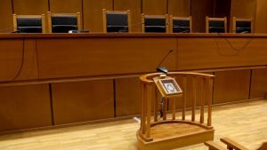Θεσσαλονίκη: Καταδικάστηκαν έξι για κλοπές πετρελαίου από αγωγούς του Στρατού