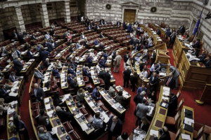 Πριν την λήξη της συνεδρίασης για τα προαπαιτούμενα η πρόταση δυσπιστίας της ΝΔ