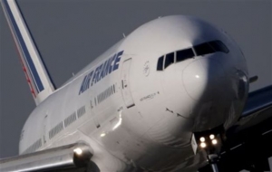 Πιλότος Airbus απέτρεψε σύγκρουση με drone στο Παρίσι