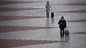 Μπόρις Τζόνσον: Νέα μέτρα σε μια προσπάθεια να ανακόψει την εξάπλωση της παραλλαγής Όμικρον