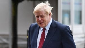 Μπόρις Τζόνσον για «Titan»: «Βρετανικός θάνατος – Με γεμίζει υπερηφάνεια»