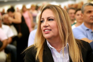 Σκληρή επίθεση Γεννηματά: Ο Τσίπρας τους βάπτισε Μακεδόνες