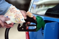 Παραμένουν πρατήρια βενζίνης σε ισόγεια πολυκατοικιών ή άλλων κτιρίων