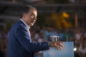 Θεοδωράκης-Ιερώνυμος: Συνάντηση για την εκκλησιαστική περιουσία