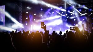 Θεσσαλονίκη: Αναβάλλονται οι αποψινές συναυλίες των Μποφίλιου και Παπαρίζου