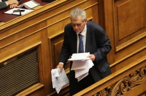 Οι υπόγειες διαδρομές Παπαγγελόπουλου...
