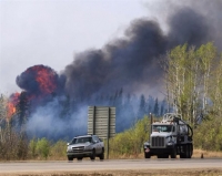 Στάχτη το 20% των σπιτιών σε πόλη του Καναδά λόγω μεγάλης φωτιάς