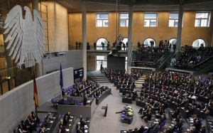 Αντίθετες φωνές για την Ελλάδα και την Σένγκεν στη γερμανική κυβέρνηση