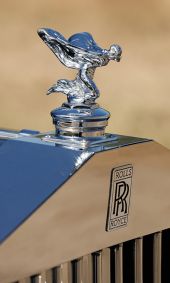 Βρετανία: Ρεκόρ πωλήσεων για την Rolls-Royce παρά την κρίση του κόστους ζωής