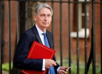 Brexit: Βρετανικές διαβεβαιώσεις για τη φορολογία