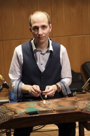 Παραδοσιακό μουσικό Σεργιάνι με τους ήχους Σαντουριού