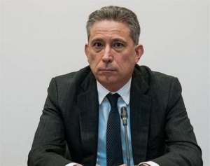 Χρυσόγονος: «Δεν θα ωφελούσαν οι άμεσες εκλογές»