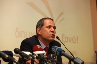 Ο Θάνος Τζήμερος γρονθοκόπησε στέλεχος του ΚΚΕ στο Περιφερειακό Συμβούλιο Αττικής