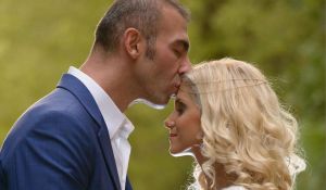 Δώρα Τσαμπάζη για Αλ. Νικολαΐδη: «Ξημερώνουν 6 μήνες χωρίς εσένα» (ΒΙΝΤΕΟ)