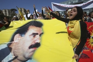 Στάλιν εναντίον Μωάμεθ και στο βάθος το νέο «κοινωνικό συμβόλαιο» του Οτσαλάν