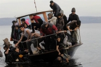 Νέο ναυάγιο με 10 νεκρούς πρόσφυγες στις τουρκικές ακτές