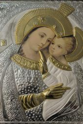 Υποδοχή θαυματοβρύτου εικόνας Παναγίας Γιάτρισσας στο Πολύκαστρο