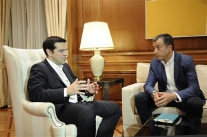 Σ. Θεοδωράκης: «Δεν κάνουν έτσι οι ηγέτες, φίλε Αλέξη. Δεν κάνουν έτσι οι Έλληνες»