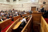 Εξεταστική για το πώς ξεκίνησε η κρίση ζητά η Δημοκρατική Συμπαράταξη